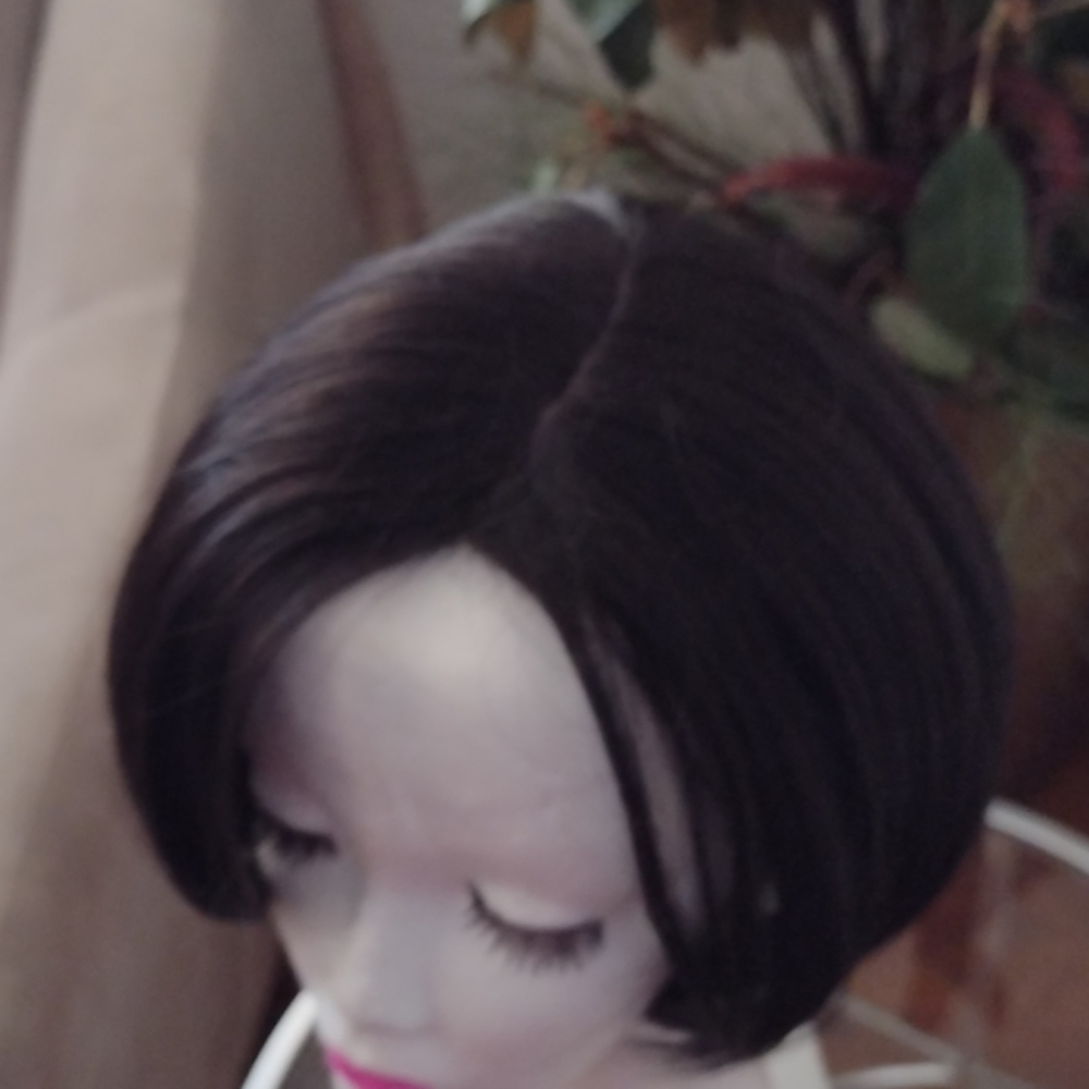 Wigs - Picture 3 of 3